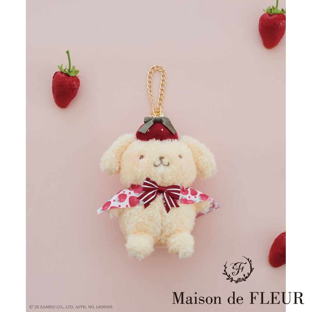 Maison de FLEUR 三麗鷗聯名草莓新聞系列-布丁狗披風娃娃吊飾(08000804800)