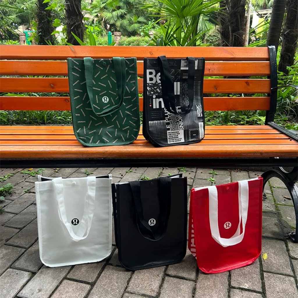 賣場有開發票-加拿大服飾品牌 lululemon 購物袋 環保手提袋，大小適中 側邊拼色手提購物環保袋