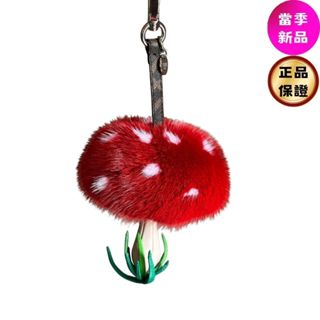 Fendi 7AS406 拼色皮革與紅色貂毛蘑菇造型吊飾