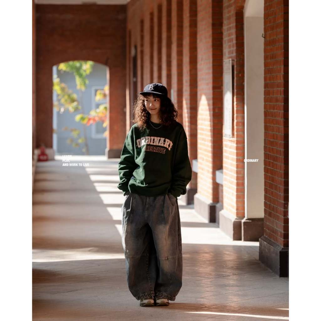 ORDINARY WHALE LOGO SWEATSHIRT 經典學院LOGO鯨魚電繡大學TEE【PS中壢】