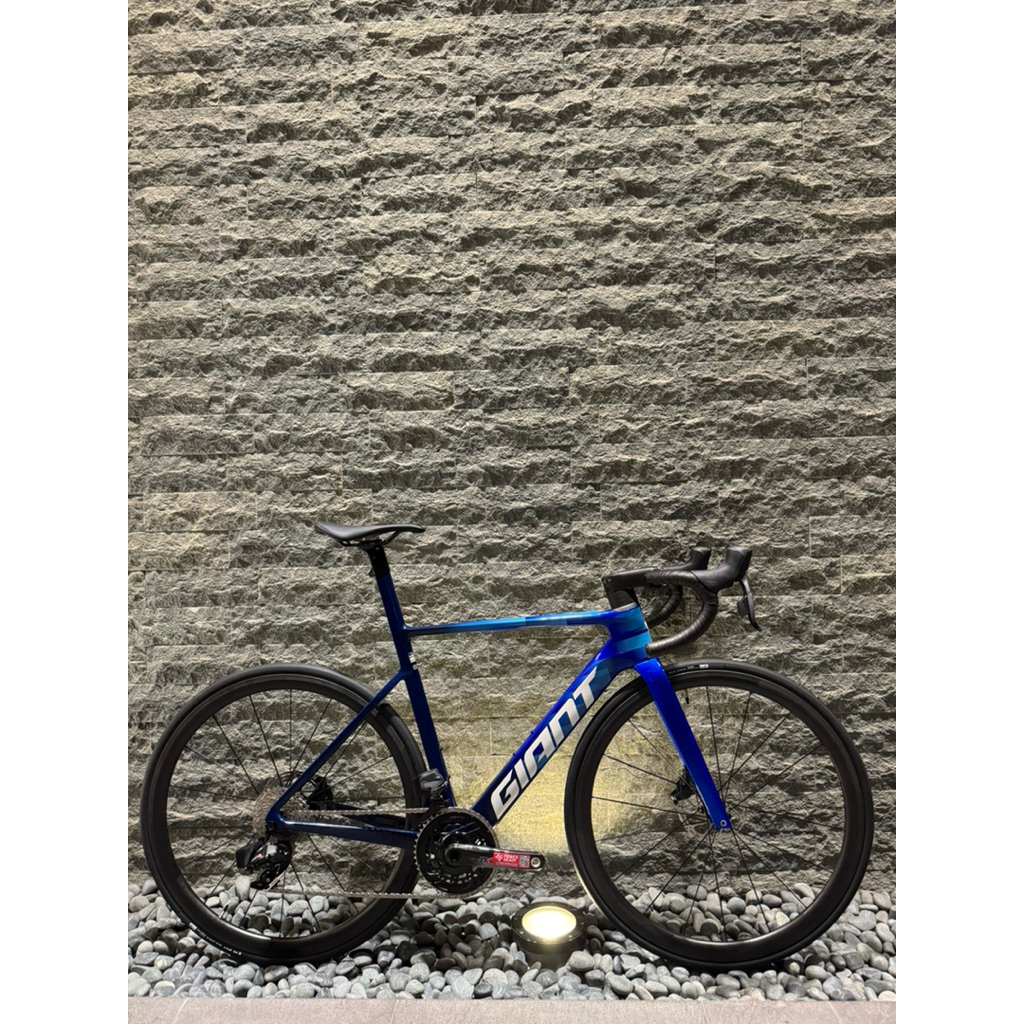 tw-11134207-81zti-mdxdv6wl5wcl82