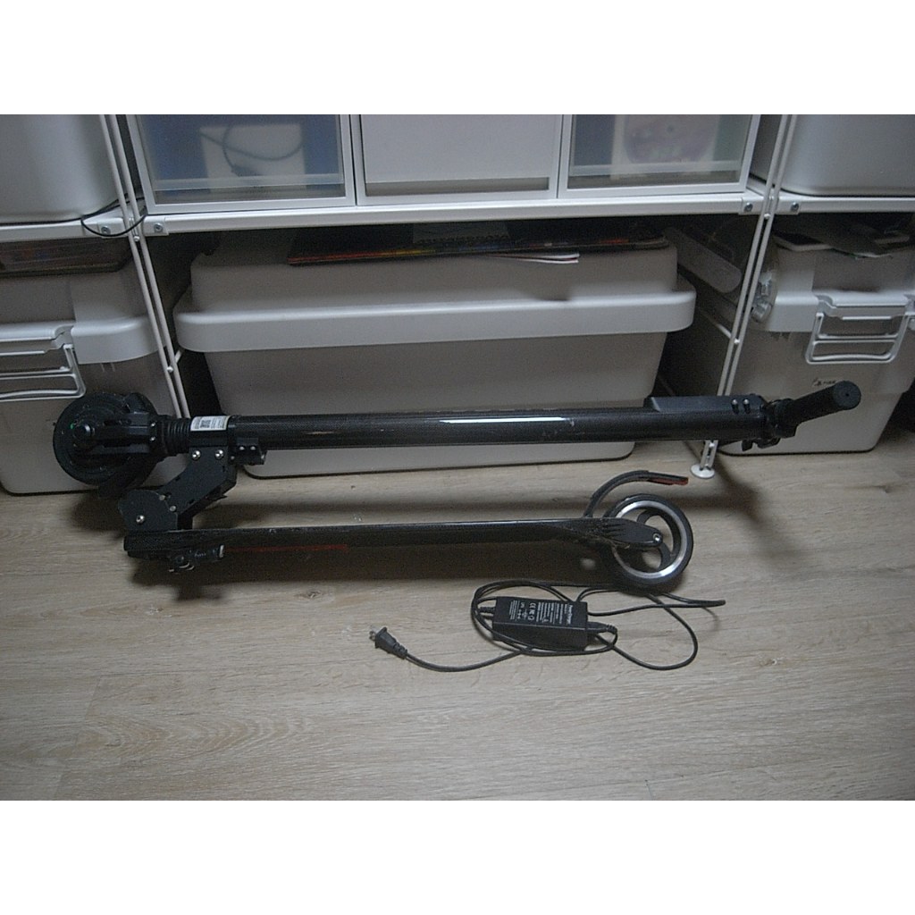 二手 故障 carscam 電動滑板車 滑板車 零件機 充電無反應