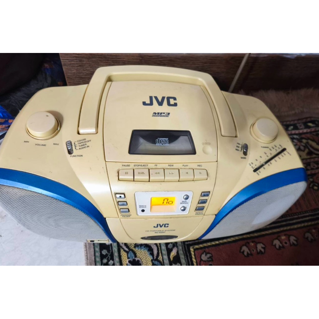 JVC RC-EZ57 立體手提音響 CD收錄音機 CD/卡帶/fm 立體聲 音響 手提音響 手提收音機 廣播 二手