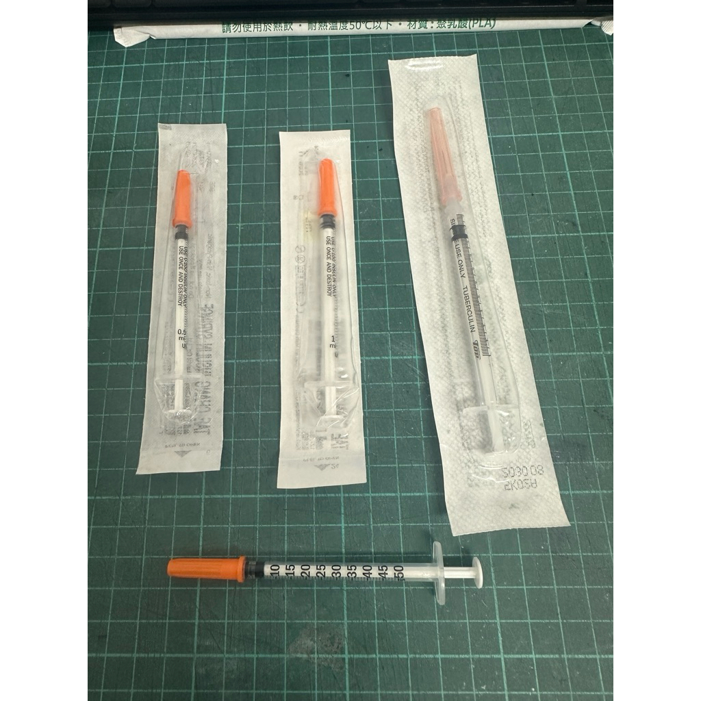 台灣現貨】寵物餵食針筒 獨立包裝 （0.5ml/1ml）餵藥器 灌食器 餵食針筒 灌食空針 灌食⋯.