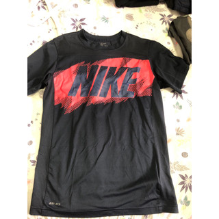 Nike Dri-Fit 透氣短袖