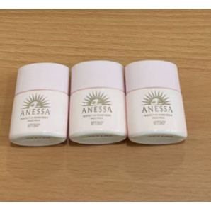 【 🎀蝦拚 百貨 🎀】資生堂 ANESSA 安耐曬 輕親柔光 敏感肌防曬露NA