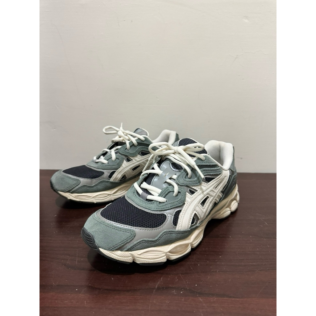 ASICS GELNYC 綠白 US9
