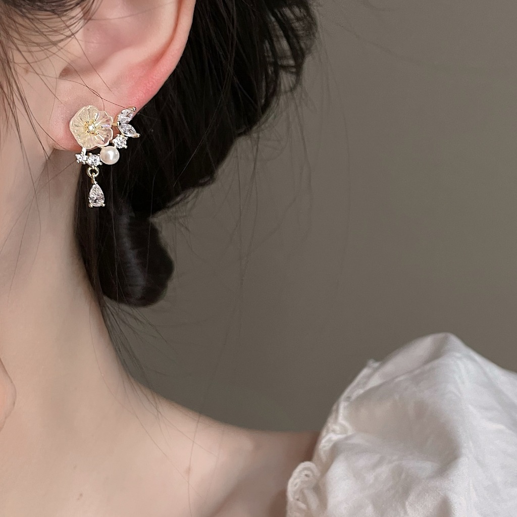 BEAGLE 【台灣現貨】日韓復古 小香風 超仙凡爾賽玫瑰耳環 氣質百搭 ins風 耳環 耳釘 耳飾