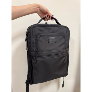 TUMI 後背公事包slim expandable backpack（二手）