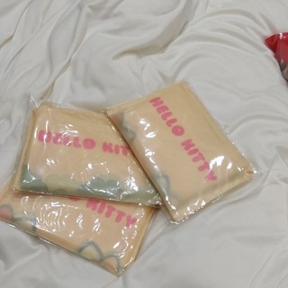 Hello kitty 可愛環保袋圖案隨機出