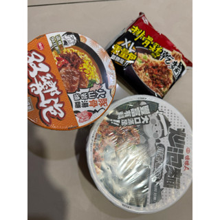 即期 泡麵 雞汁排骨 桶麵 牛肉麵 麵 珍味 牛肉麵 特價 銷魂麵舖 阿Q桶麵 紅椒牛肉 雙響泡 豚骨湯麵 麵
