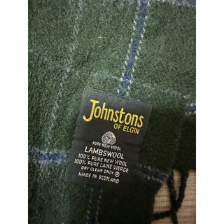 Johnstons of Elgin 純新羊毛圍巾，蘇格蘭製造
