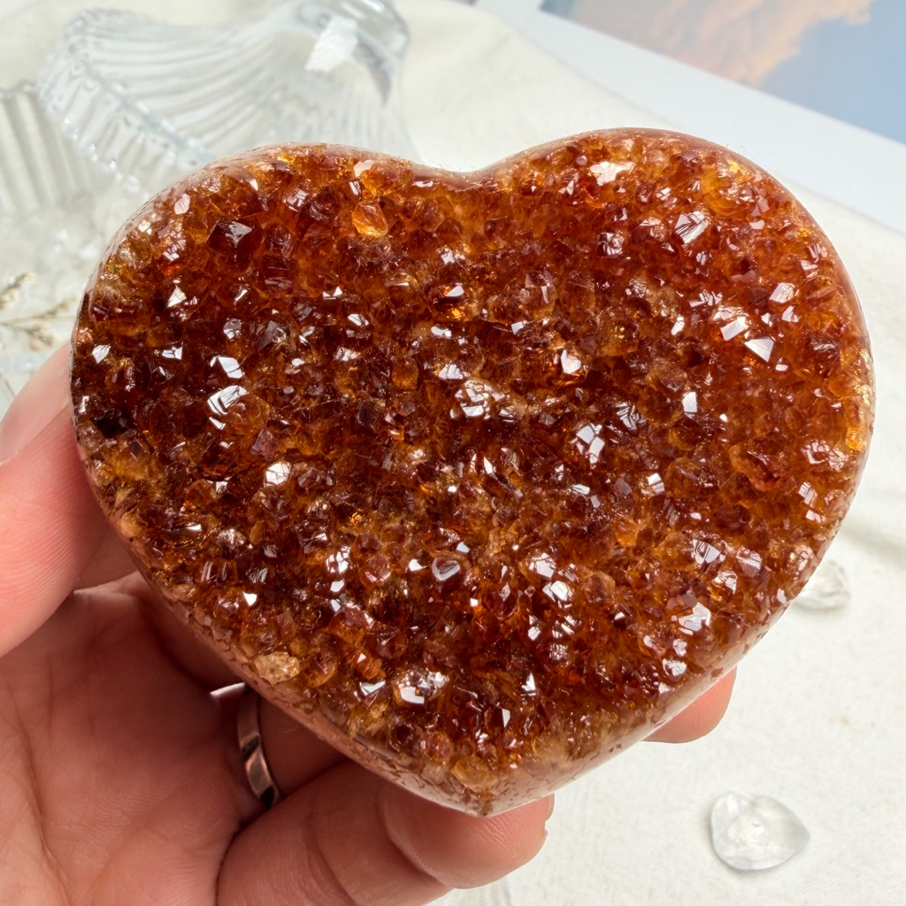 Ⓐ黃水晶愛心 48號 152g ✨愛心晶簇 💛天然黃水晶 愛心晶簇 💛天然水晶 黃水晶 黃水晶簇 黃愛心 水晶原礦