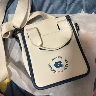 二手 七成新 NCAA 側背包 北卡 哈佛 雙色滾邊 皮革 包包