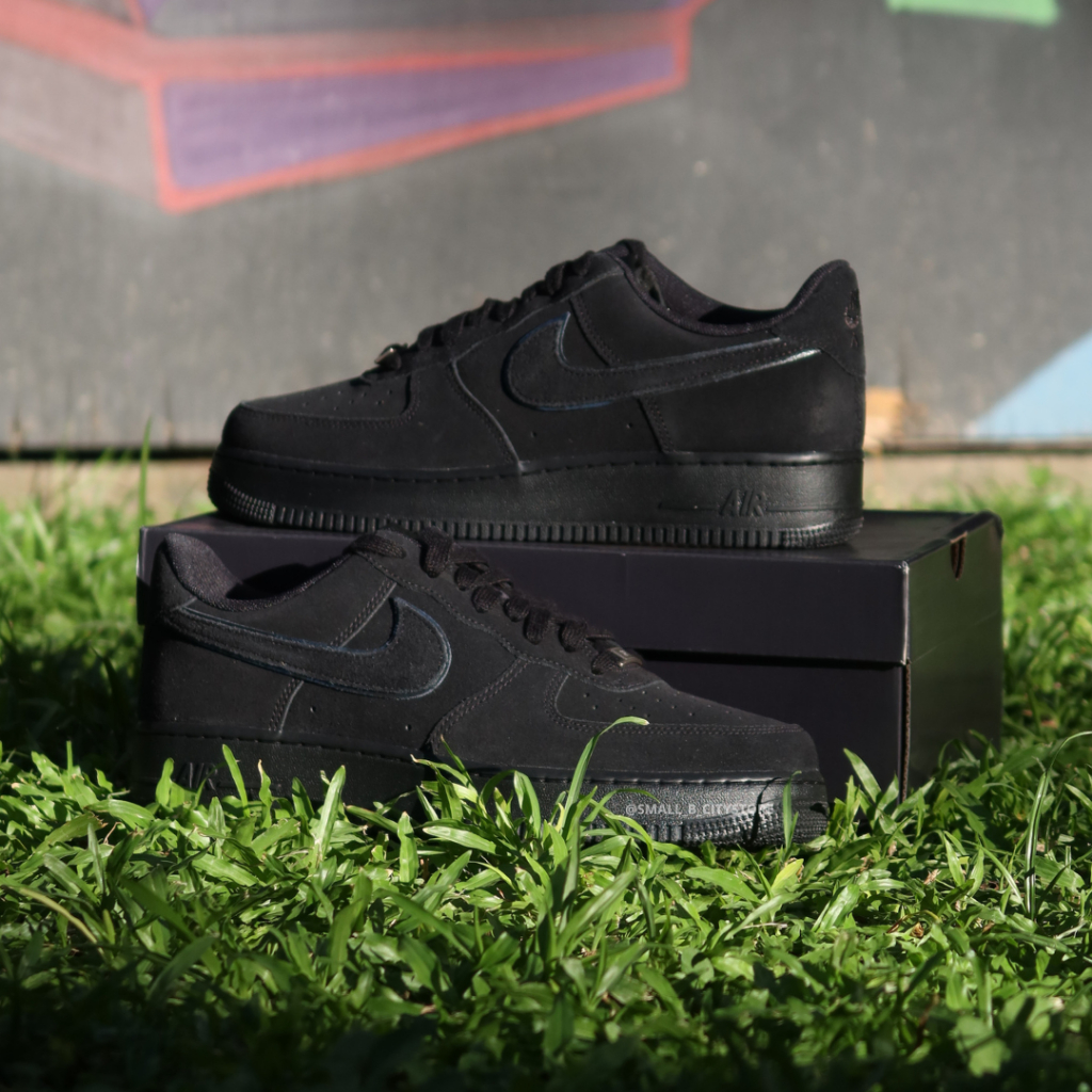 隔日到 ☆小B之都☆ Nike Air Force 1 黑麂皮 質感 立體浮雕 HQ1966-002 男款