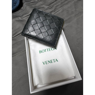 BOTTEGA VENETA 男用短夾 8卡 BV錢包