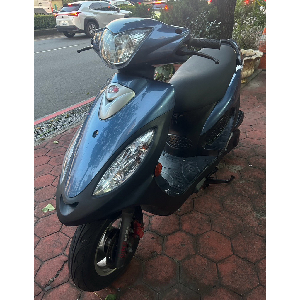 光陽kymco V2 150奔騰150cc全新車殼/代步車/通勤車/買菜車/外送機車/二手機車/中古摩托車