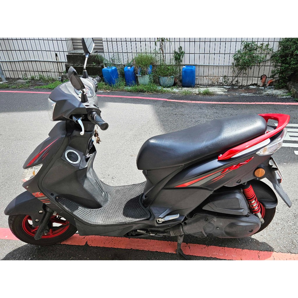 二手 自售 非機車行 山葉YAMAHA機車 RAY125cc 深灰紅 霧面