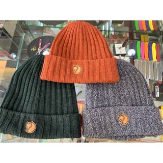 《狐狸家族-Fjallraven》Byron羊毛帽(北極狐保暖帽)多色77388