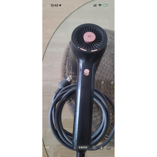 美國品牌shark HD112brn吹風機 高速吹風機dyson完美替代品 二手閒置