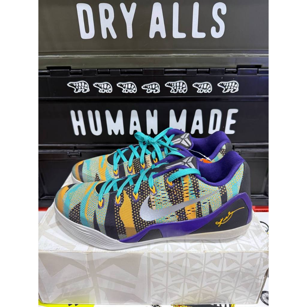 KOBE 9 EM Low Unleashed (2014) US12