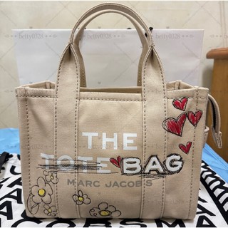 全新現貨Marc Jacobs 塗鴉托特包 THE DAISY DOODLE CANVAS SMALL TOTE BAG