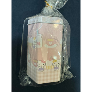 現貨 三麗鷗Hello Kitty KT凱蒂貓 收納鐵盒 餅乾 糖果鐵盒 可愛 收納 整理 儲物盒 空鐵盒 鐵盒 置物盒
