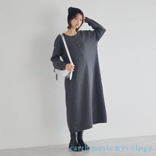 earth music&ecology 亨利領金蔥羅紋領袖口設計連身洋裝(01001271600)