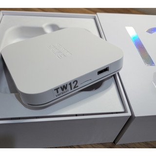 【華中橋出現貨】安博盒子12代 純淨版 電視盒 UBOX12 高畫質播放器 安博12 安柏12 安柏盒子12代 安柏12代
