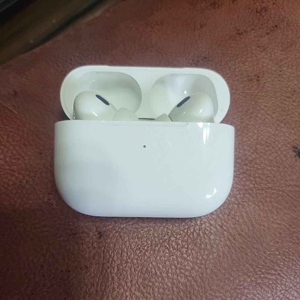Apple airpods pro2 (a2968)二手機福利品