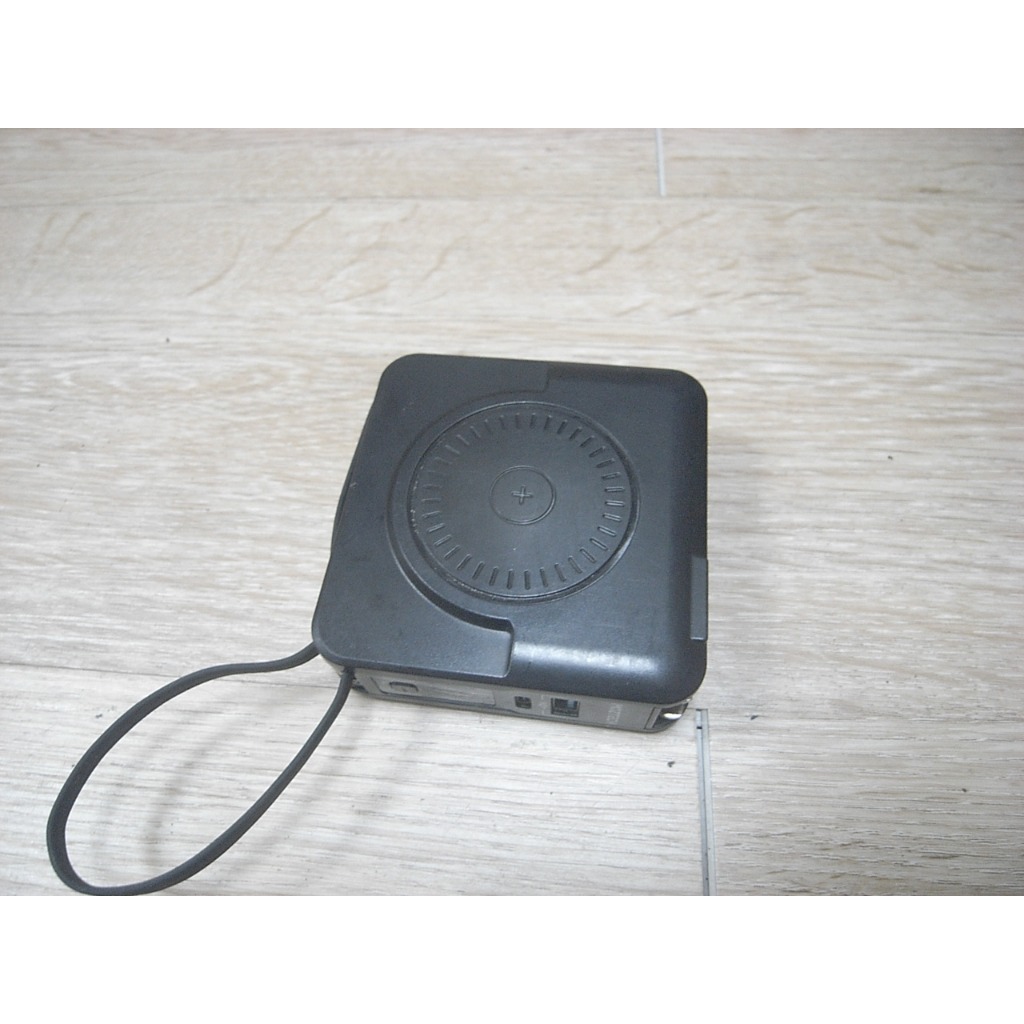 二手 MOZTECH 萬能充PRO 多功能五合一 行動電源 行動充 無線充電 充電寶 自帶線 磁吸行動電源 MOA08