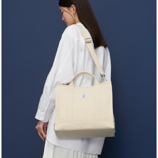 PORTER - 極簡時髦TOTES兩用方形帆布包 原價 $4650 半價出售：$2300