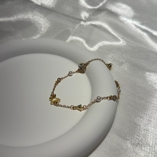 【Pristine🤍下單送拭銀布】金蝶珍珠雪花手鍊 現貨秒出 手鍊 手環 飾品 女飾 質感 正韓