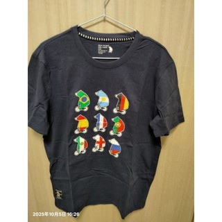 二手 佐丹奴 Giordano Bear on Bike世界盃T恤 男裝L號深藍色
