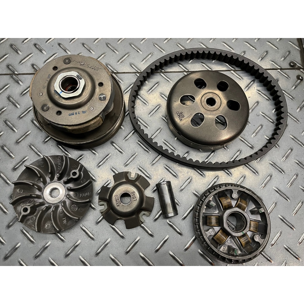 (中古)(二手)4 KYMCO 光陽 GP125  V2 原廠傳動全組含皮帶 傳動組 普利盤 普利珠 開閉盤 離合器總成