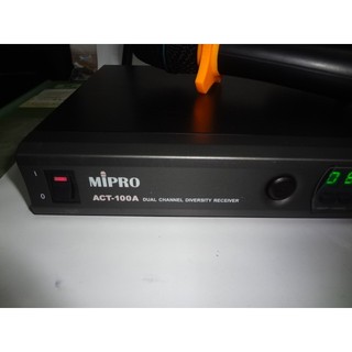 MIPRO ACT 100A 無線麥克風 UHF IC控制 自動接收 雙頻道鎖定 2 手‧