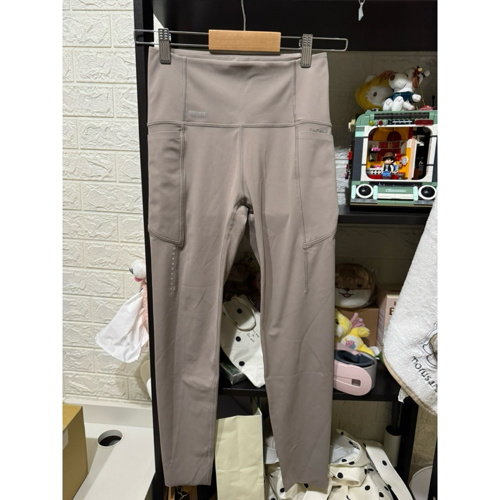 MOLLIFIX瑜伽褲全新