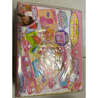 Peggy6693玩具商舖～三麗鷗 桌上型 Hello Kitty 兒童 廚房 家家酒 可隨手提 廚房 玩具組～特價中