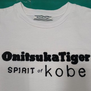 日本 Onitsuka Tiger 鬼塚虎 Kobe 連名款 立體繡 短袖T恤 XL號