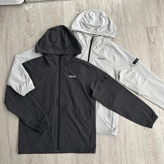 DESCENTE 迪桑特 連帽外套 工裝風格連帽外套 TWT91