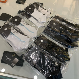 Trend國際精品✨DESCENTE 迪桑特 運動系列 刺繡logo吸震運動襪