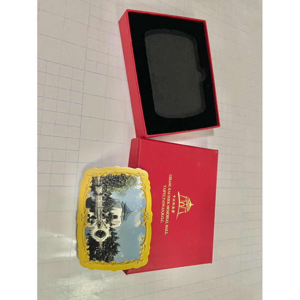 台灣文化 中正紀念堂 景點 磁鐵貼送禮首選 收藏台灣之美，從中正紀念堂開始。 精緻磁鐵貼以台灣文化為靈感無論送給外國友人