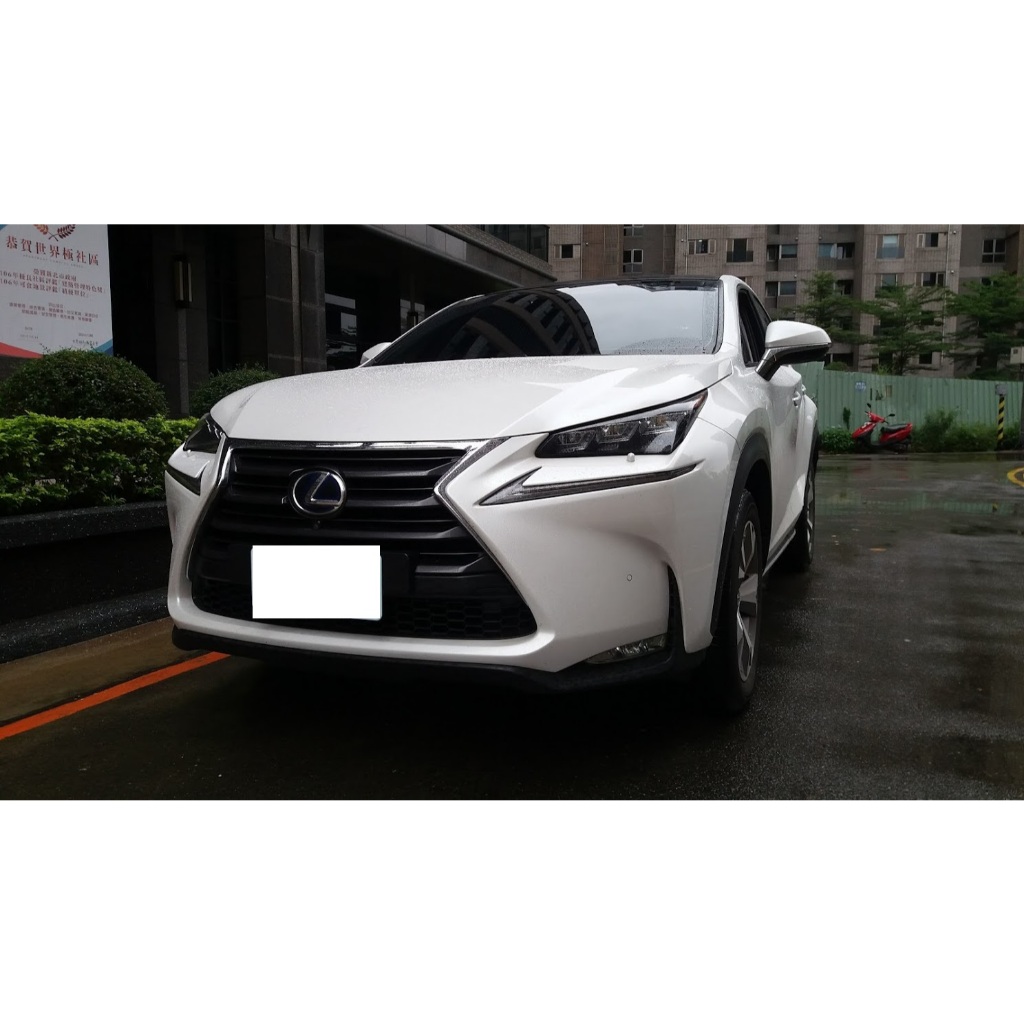 中古車 2014 LEXUS NX300H 白色 五門 五人座 油電 跑五萬多公哩 專賣 一手 自用 轎車 掀背 旅行車
