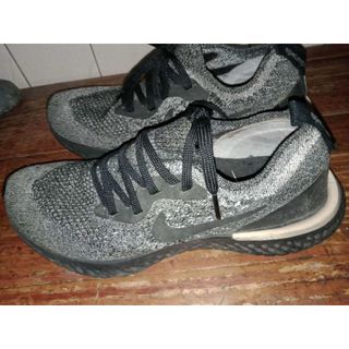 Nike Epic React Flyknit耐吉正版知名品牌子百搭很好穿又好看輕量慢跑步運動球鞋原價當初買快4千便宜售