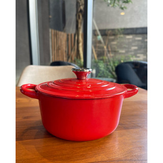 【二手】Le Creuset 典藏琺瑯鑄鐵圓鍋16cm (官網已無販售尺寸）鋼頭 / 內鍋白