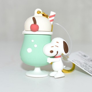 SNOOPY 史努比 聖代 冰淇淋汽水 吊飾 鑰匙扣 日本正版 ti581