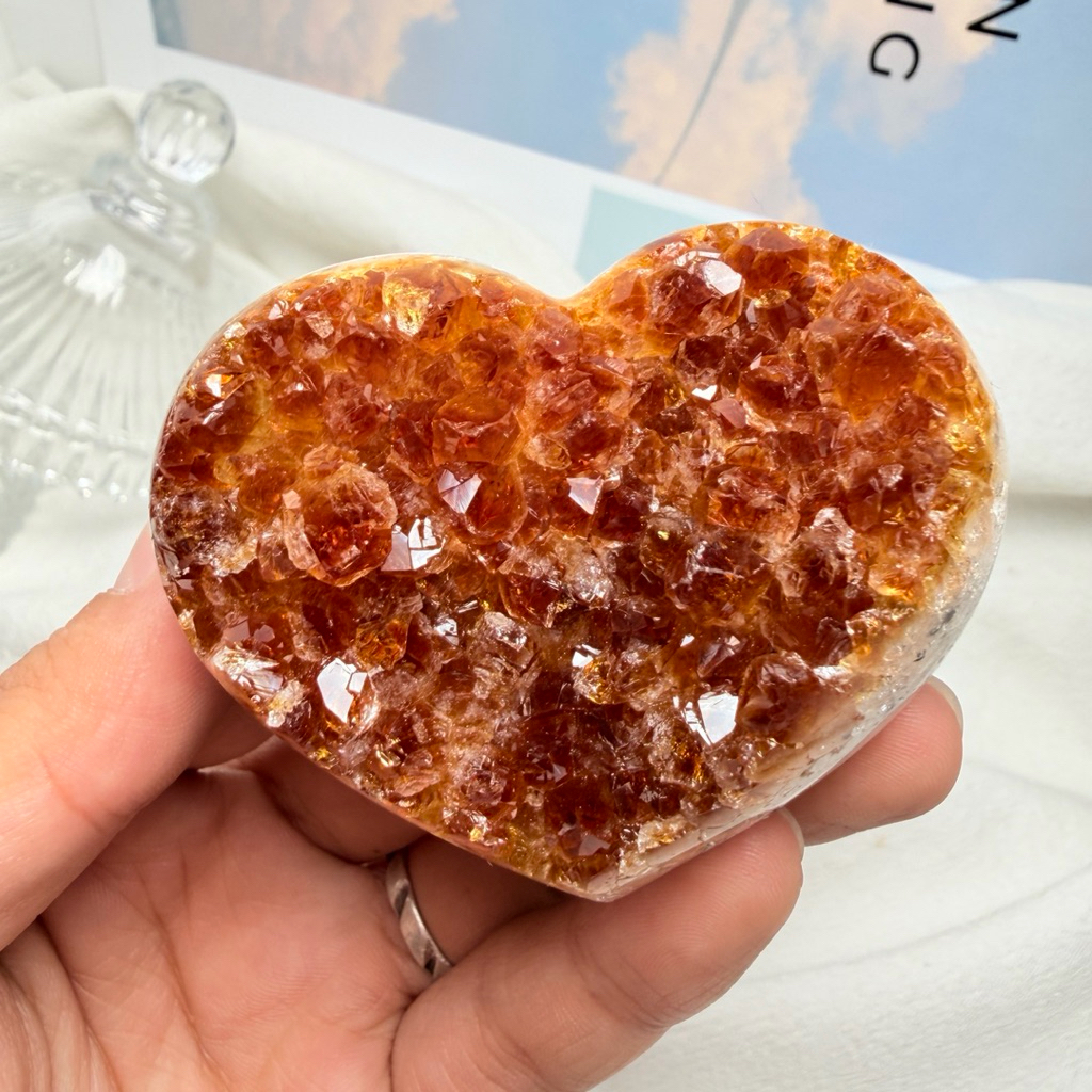 Ⓐ黃水晶愛心 56號 161g ✨愛心晶簇 💛天然黃水晶 愛心晶簇 💛天然水晶 黃水晶 黃水晶簇 黃愛心 水晶原礦