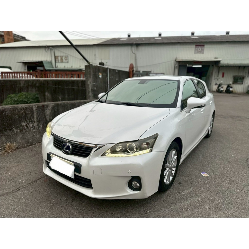 2012 Ct200h 1.8油電 售19.8萬 自售
