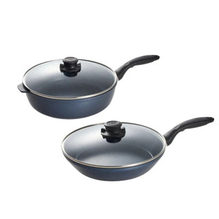 【康寧餐具WORLD KITCHEN】大金藍寶石鑄造不沾深煎鍋26cm(含蓋)/平煎鍋28cm(含蓋)-兩款任選