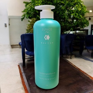 (大量現貨)MAGICOM 乳鐵蛋白專業養護洗髮乳 700ml 乳鐵蛋白洗髮精 專業養護洗髮精 頭皮養護推薦